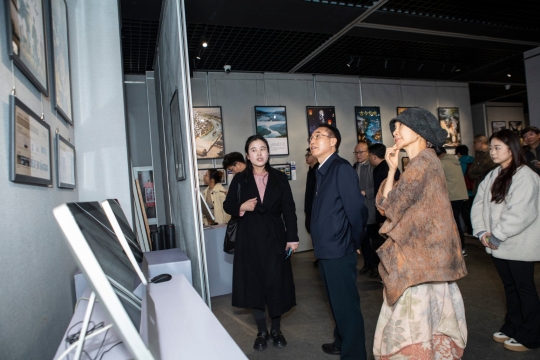 首屆江蘇省大學(xué)生人工智能藝術(shù)創(chuàng)作大賽在南京成功舉辦，創(chuàng)新與藝術(shù)深度融合